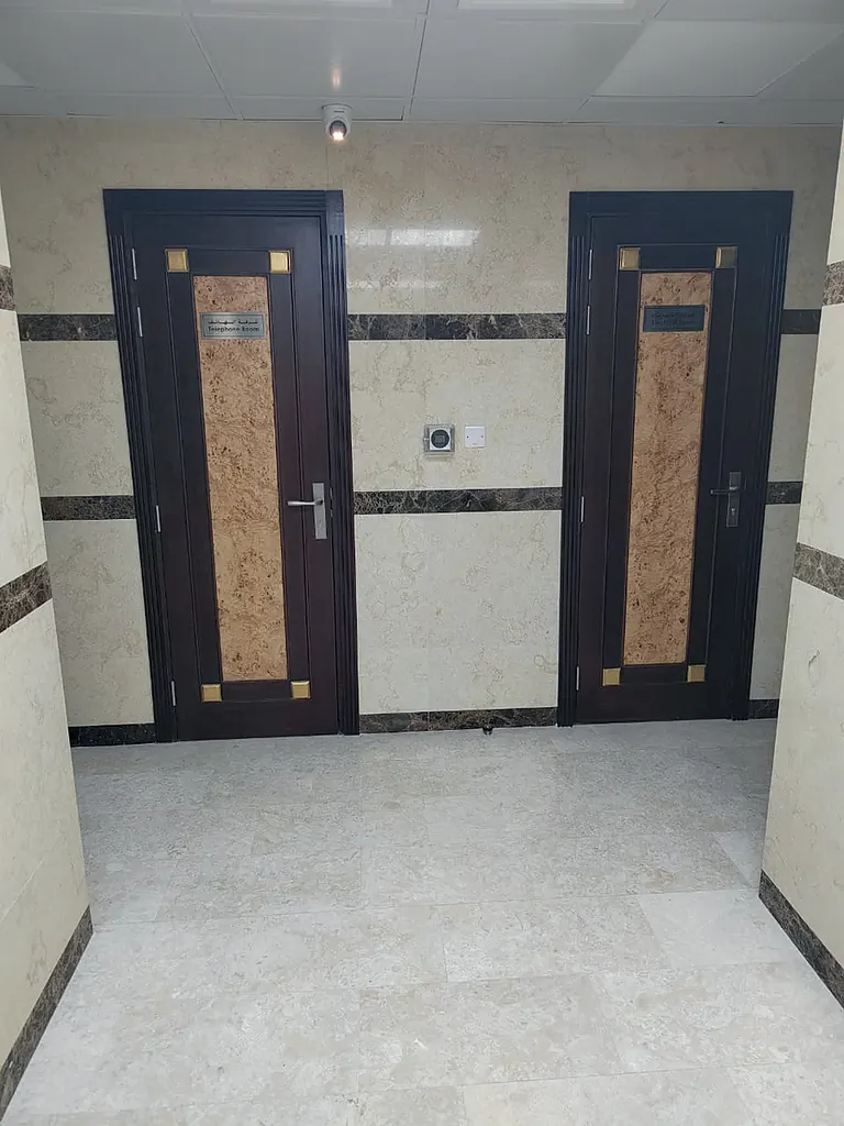 G+15 Tower: detail 2